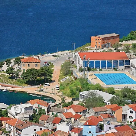 Дом отдыха Four-bedroom In Zaton (Sibenik-Knin)