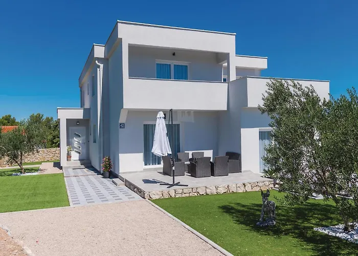 Vakantiehuis Four-bedroom In Zaton (Sibenik-Knin)