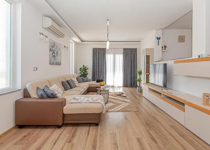 Four-bedroom In Vakantiehuis